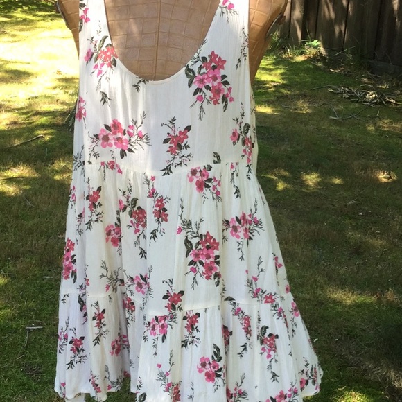 American Eagle Outfitters Dresses & Skirts - American eagle summer dress